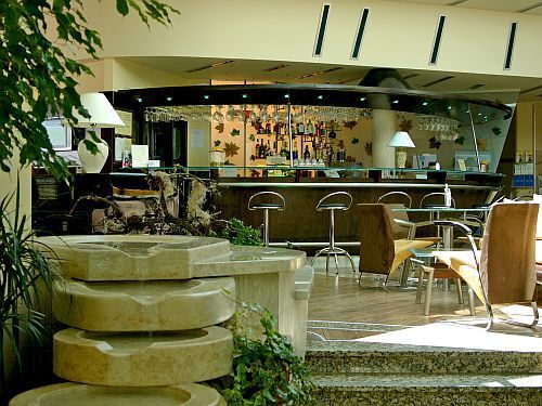 Hotel in Heviz - NaturMed Hotel Carbona Heviz - drink bar - wellness and thermal hotel Heviz