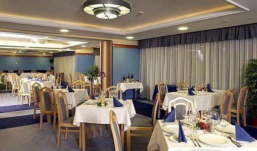 Hotel Eger Park - Green Hall - restaurant