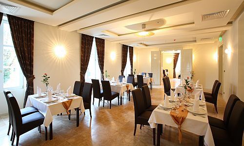 Balatonfured Hotel Ipoly - restaurant in Balatonfured